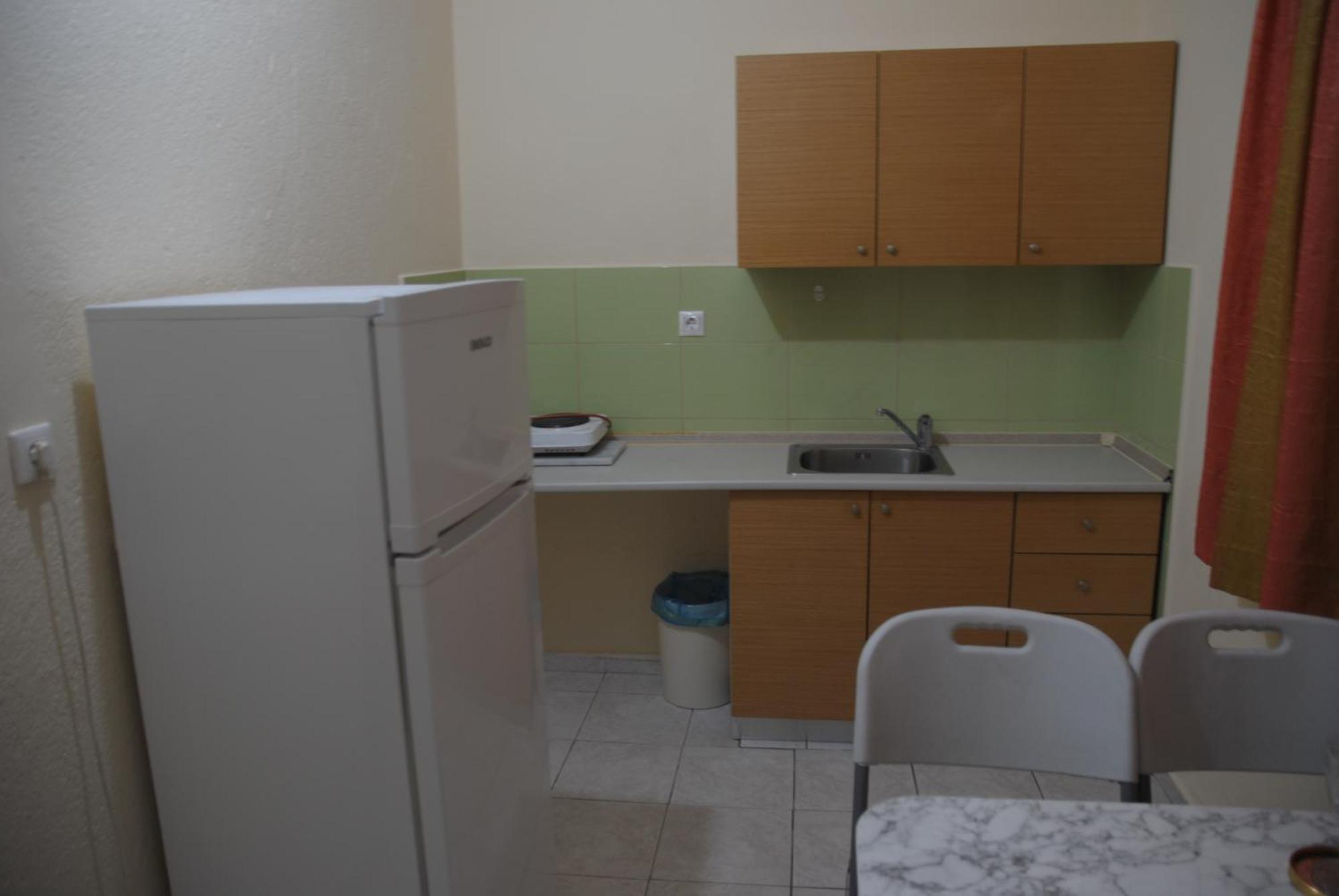 Light Blue Paralia Apartments Extérieur photo