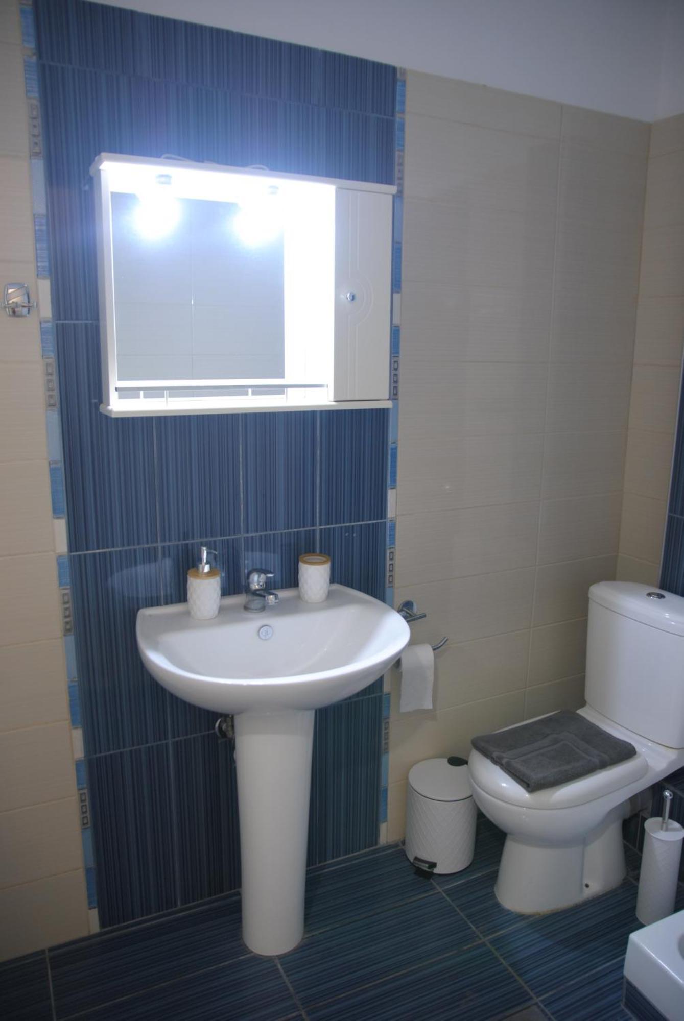 Light Blue Paralia Apartments Extérieur photo