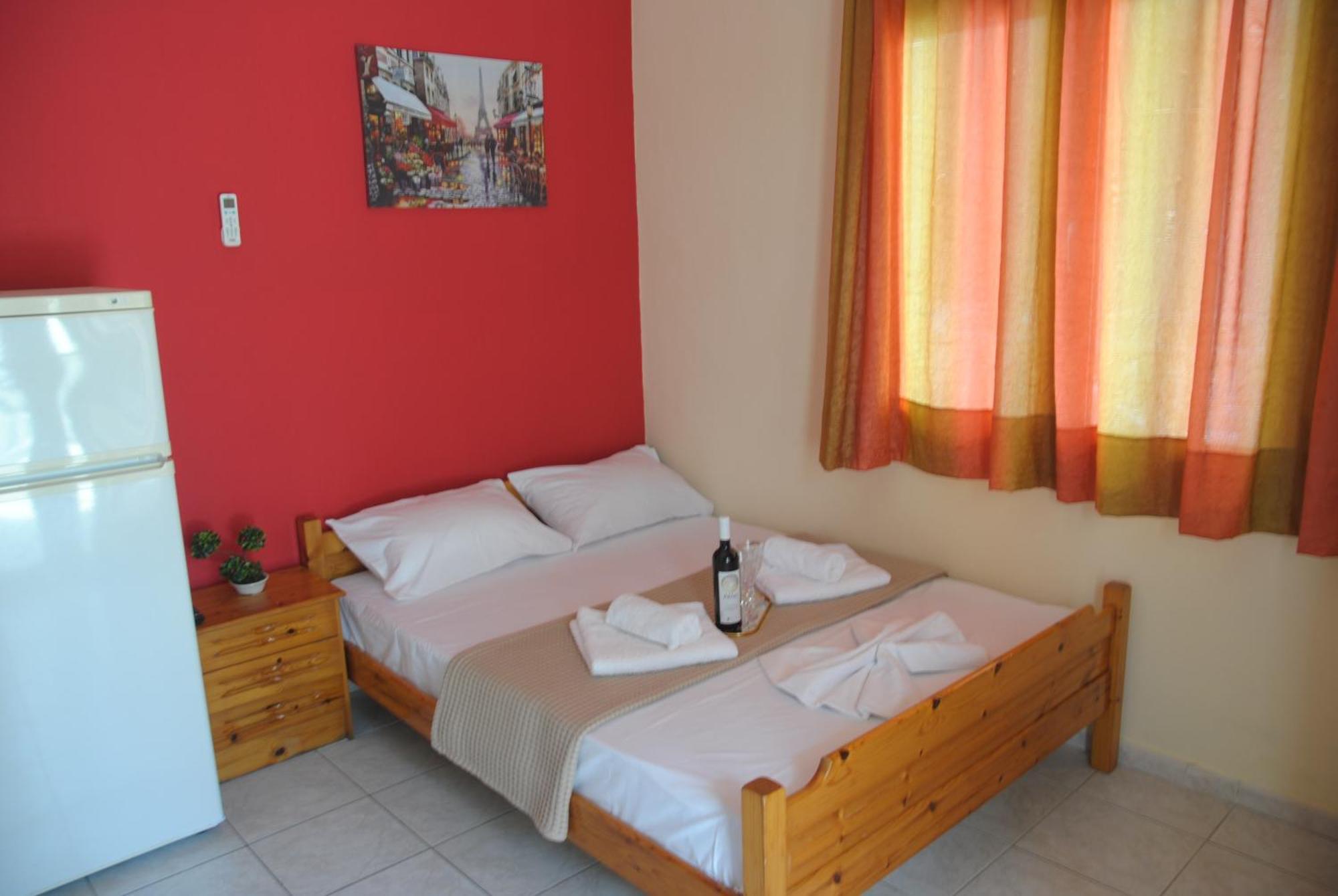 Light Blue Paralia Apartments Extérieur photo